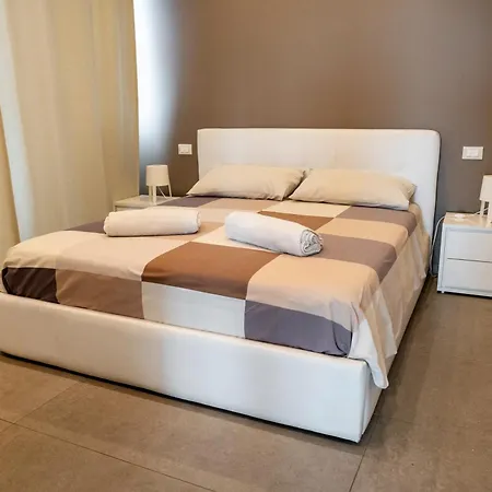 Giovannino House Apartment *
