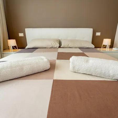 Giovannino House Apartment *